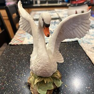 home interiors masterpiece 1987 swan no chips or cracks